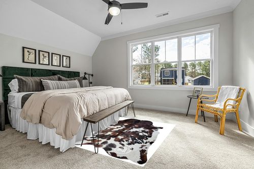 Sunshine Cowhides Genuine Tricolor Spotted Cowhide Rug - Luxurious Cow Rug for Bedroom, Living Room, and Home Decor Enthusiasts - Masterpiece of Style and Functionality - 6x6-7ft (180x210cm) in Grey Traditional Bedroom with King Bed