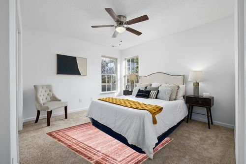 Lahome Modern Abstract Area Rug, Washable 5x7 Bedroom Area Rugs Girls for Living Room Dining Room Soft Stain Resisitant Minimalist Bordered Solid Large Entryway Floor Carpet, Pink in White and Yellow Modern Bedroom