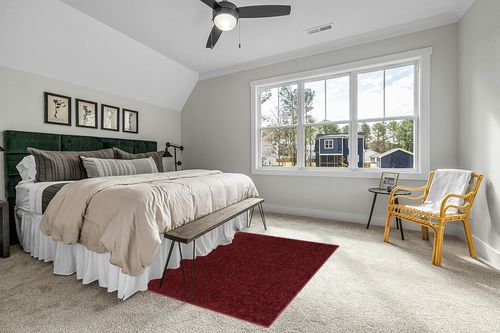 Well Woven Elle Basics | Emerson Shag Deep Red | Textured (5'3" x 7'3") Area Rug in Grey Traditional Bedroom with King Bed