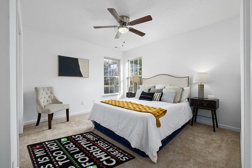 LIICHEES This is My Its Too Hot for Ugly Christmas Sweaters Shirt Area Rug 63x48in Washable Rugs for Living Room Bedroom Large Rug Indoor Decorative Carpet Yoga Mat in White and Yellow Modern Bedroom