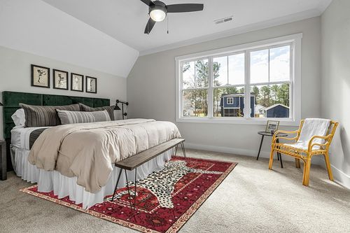 Restoration and Renovation Modern Leopard Wool Rug with Persian Background | Handmade, Animal Print Cheetah Area Carpet for Living Room, Bedroom and Kitchen Decor (4' x 6', Rust) in Grey Traditional Bedroom with King Bed