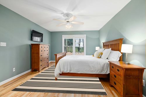 SAFAVIEH Courtyard Collection Area Rug - 8' x 11', Black & Bone, Stripe Design, Non-Shedding & Easy Care, Indoor/Outdoor & Washable-Ideal for Patio, Backyard, Mudroom (CY6062-216) in Teal and Orange Wood Bedroom