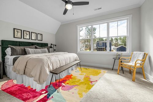 Unique Loom Estrella Collection, Abstract, Bright Colors, Modern Area Rug, Rectangular 9' 0" x 12' 0", Beige/Yellow in Grey Traditional Bedroom with King Bed