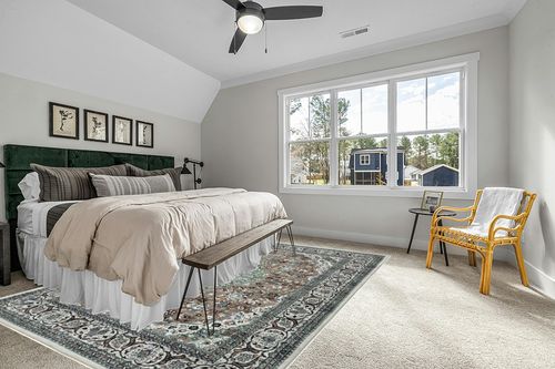 RUGSREAL Large Area Rug Washable Rug 9x12 Vintage Floral Print Throw Rug Stain & Water Resistant Washable Rug Non-Shedding Indoor Floor Cover, Green, 9x12 Feet in Grey Traditional Bedroom with King Bed