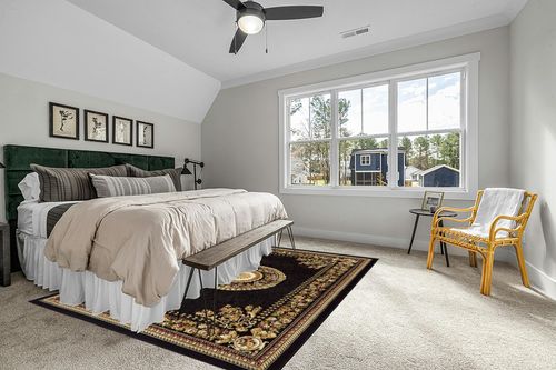Home Dynamix Optimum Athens Area Rug 7'8" x10'4 , Updated Oriental Medallion, Black/Beige in Grey Traditional Bedroom with King Bed