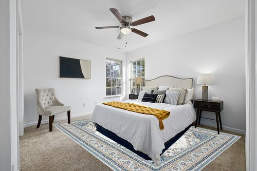 Area Rug Living Room Rugs: 9x12 Machine Washable Rug Soft Low Pile Area Rug with Non-Slip Backing, Medallion Floor Carpet for Bedroom Dining Room Nursery Home Office-Blue/Cream in White and Yellow Modern Bedroom