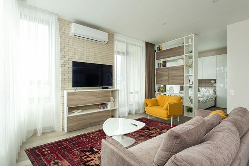 SAFAVIEH Vintage Hamadan Collection Area Rug - 8' x 10', Red & Multi, Oriental Traditional Persian Design, Non-Shedding & Easy Care, Ideal for High Traffic Areas in Living Room, Bedroom (VTH213A) in Light Modern Living Room with TV