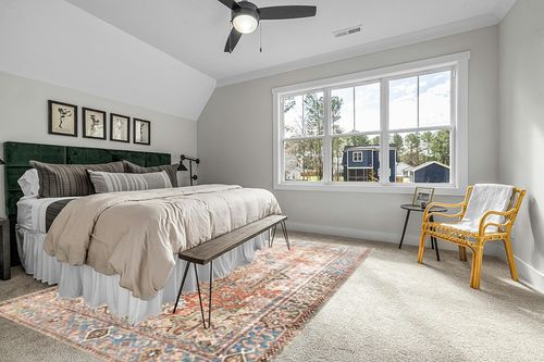 Loloi II Loren Terracotta/Sky 8'-4" x 11'-6" Area Rug in Grey Traditional Bedroom with King Bed