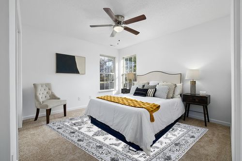 Eyely PDM505F-8 Modern Cherie French Cottage Indoor Area Rug Bohemian;Transitional;Traditional, Bedroom, Kitchen, Living Room, Easy-Cleaning, Non-Shedding, 8 X 10, Cream/Light Gray in White and Yellow Modern Bedroom