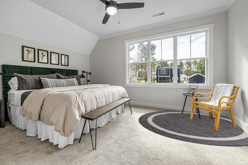 Beverly Rug Waikiki Indoor Outdoor Rug 6'7" Round, Washable Outside Carpet for Patio, Deck, Porch, Circle Bordered Modern Area Rug, Water Resistant, Dark Grey - Light Grey in Grey Traditional Bedroom with King Bed