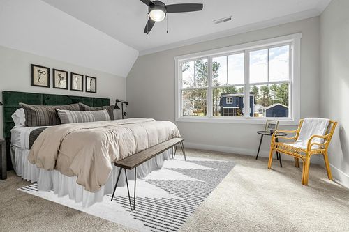 nuLOOM Romina Machine Washable Diamond Stripes Area Rug, 8x10, White in Grey Traditional Bedroom with King Bed
