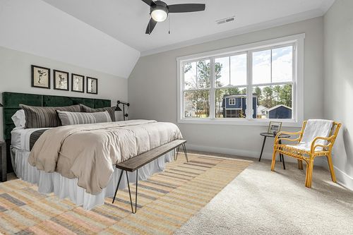 Dash & Albert Ravel Stripe Handwoven Wool Rug, 10 X 14 Feet, Neutral/Blue Geometric Pattern in Grey Traditional Bedroom with King Bed