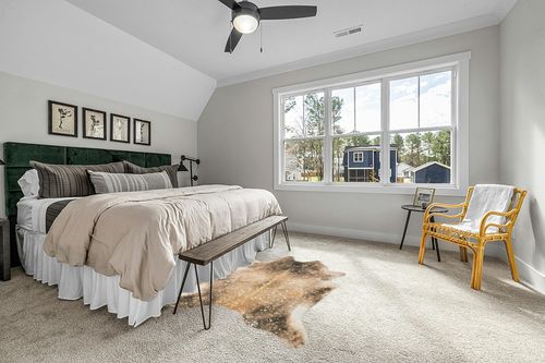 Loloi II Odessa Collection ODE-01 Mocha/Sand 5' x 6'-6" Area Rug in Grey Traditional Bedroom with King Bed