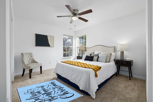 LIICHEES Believe in The Magic of Christmas.Funny Christmas Area Rug 63x48in Washable Rugs for Living Room Bedroom Large Rug Indoor Decorative Carpet Yoga Mat in White and Yellow Modern Bedroom