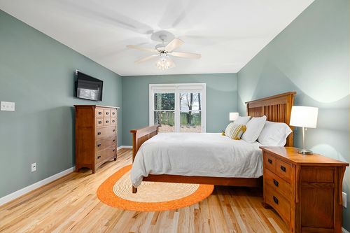 SAFAVIEH Braided Collection 6' x 9' Oval Orange/Ivory BRD904P Handmade Country Cottage Reversible Wool Entryway Foyer Living Room Bedroom Kitchen Area Rug in Teal and Orange Wood Bedroom