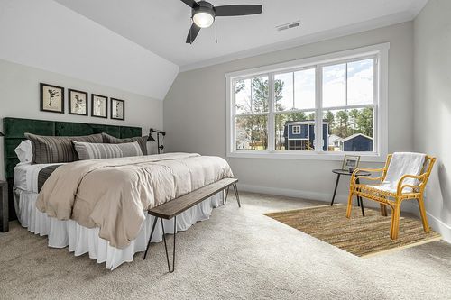 SAFAVIEH Rag Rug Collection 6' Square Yellow / Multi RAR121H Handmade Boho Stripe Cotton Area Rug in Grey Traditional Bedroom with King Bed