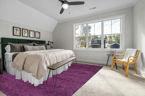 SAFAVIEH California Shag Collection Area Rug - 9'6" x 13', Purple, Non-Shedding & Easy Care, 2-inch Thick Ideal for High Traffic Areas in Living Room, Bedroom (SG151-7373) in Grey Traditional Bedroom with King Bed