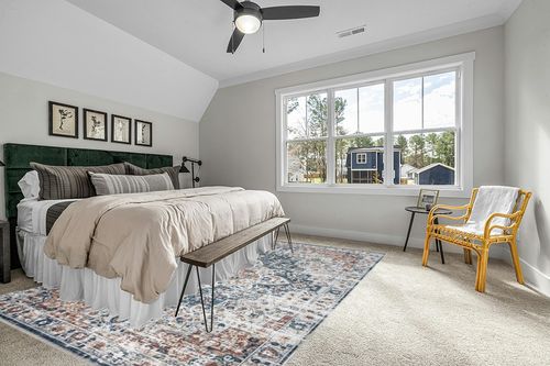 Bloom Rugs Washable Non-Slip 9x12 Rug - Terracotta/Teal Traditional Persian Area Rug for Living Room, Bedroom, Dining Room, and Kitchen - Exact Size: 9' x 12' in Grey Traditional Bedroom with King Bed