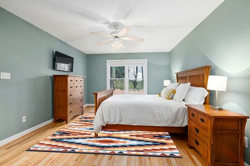 JONATHAN Y SWC101A-8 Konya Diamond Kilim Geometric Indoor Area Rug, Southwestern, Geometric, Bohemian, Bedroom, Kitchen, Living Room, Easy-Cleaning, Non-Shedding, 8 X 10, Yellow/Red/Blue in Teal and Orange Wood Bedroom