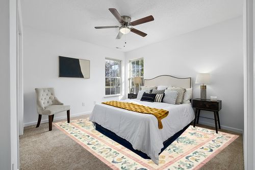 Loloi Rifle Paper Co. x Eden Mughal Rose Blush 8'-6" x 11'-6" Area Rug in White and Yellow Modern Bedroom