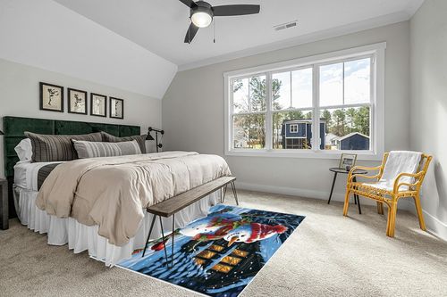 OComster Christmas Rectangle Shape Large Area Rugs - 5 x 8 Feet Xmas Snowman Red Bird Snowfield Farmhouse Winter - (Non-Woven + Rubber) Low File Floor Mat in Grey Traditional Bedroom with King Bed