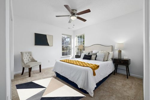 Abani Rugs Gray, Cream and Beige 4 ft. X 6ft. Contemporary Rug. Repeated Triangles in Tones of Cream and Gray Inspired by mid-Century Design. Minimalistic Design Turkish Stain Resistant Area Rug. in White and Yellow Modern Bedroom