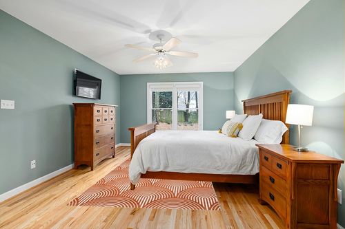 COZYLOOM Area Rug 6x9 Rugs for Living Room Modern Rug Ultra-Soft Abstract Low Pile Carpet Non-Slip Non-Shedding Bedroom Rug Indoor Foldable Thin Rug for Dining Room Nursery Kids Room Office Orange in Teal and Orange Wood Bedroom