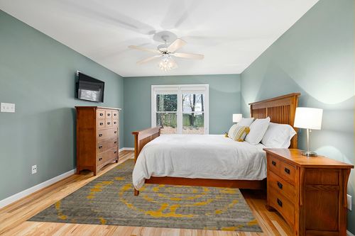 SAFAVIEH Porcello Collection Area Rug - 8'2" x 11', Light Grey & Yellow, Modern Abstract Design, Non-Shedding & Easy Care, Ideal for High Traffic Areas in Living Room, Bedroom (PRL7735C) in Teal and Orange Wood Bedroom