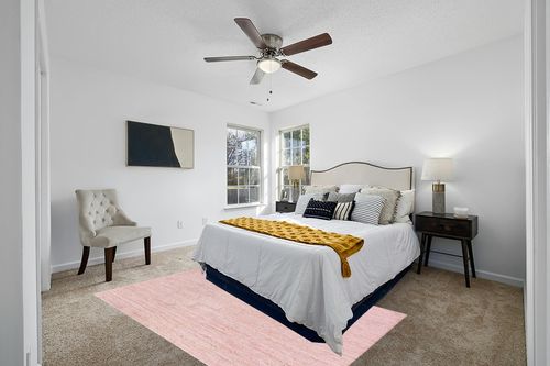 nuLOOM Rigo Hand Woven Farmhouse Jute Area Rug, 5x8, Pink in White and Yellow Modern Bedroom