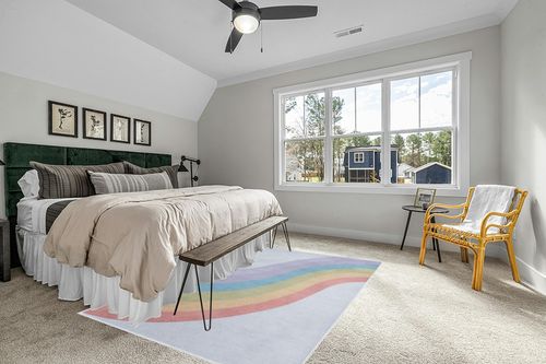 Well Woven Kids Rugs Rainbow 6' x 9' Multi Color Modern Printed Machine Washable Area Rug in Grey Traditional Bedroom with King Bed