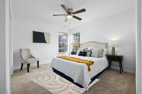 Nourison Astra Machine Washable Mid-Century Modern Ivory/Multi 5'3" x 7' Area Rug, Easy -Cleaning, Non Shedding, Bed Room, Living Room, Dining Room, Kitchen (5x7) in White and Yellow Modern Bedroom