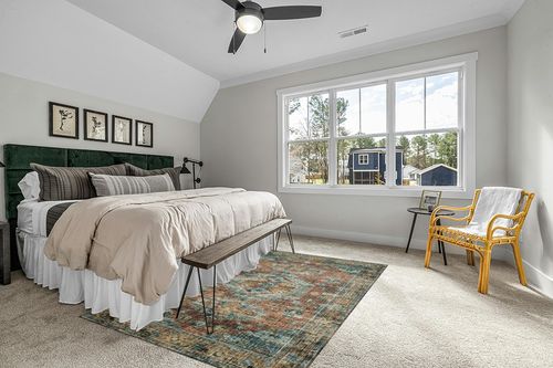 Loloi II Skye SKY-07 Terracotta / Sky Area Rug 6' x 9' in Grey Traditional Bedroom with King Bed