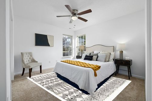 Black White Cotton Block Print Area Dhurrie Rug in White and Yellow Modern Bedroom