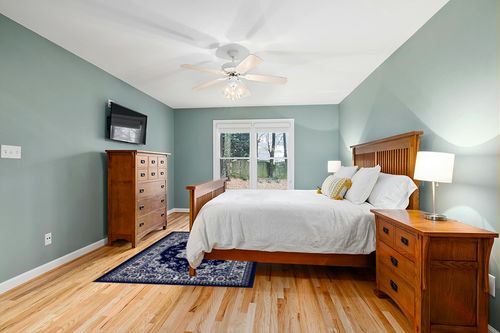 Antep Rugs Alfombras Oriental Traditional 5x7 Non-Skid (Non-Slip) Low Profile Pile Rubber Backing Indoor Area Rugs (Navy Blue, 5' x 7') in Teal and Orange Wood Bedroom