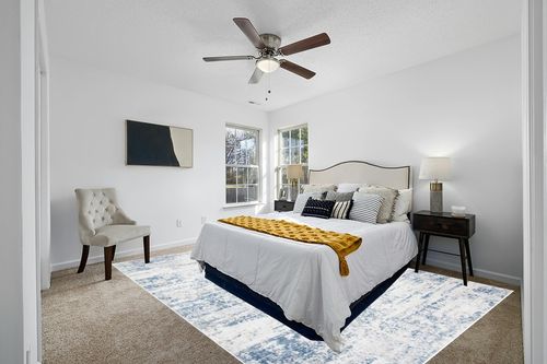 SAFAVIEH Amelia Collection Area Rug - 9' x 12', Ivory & Blue, Modern Abstract Design, Non-Shedding & Easy Care, Ideal for High Traffic Areas in Living Room, Bedroom (ALA700A) in White and Yellow Modern Bedroom