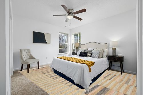 Dash & Albert Ravel Stripe Handwoven Wool Rug, 10 X 14 Feet, Neutral/Blue Geometric Pattern in White and Yellow Modern Bedroom