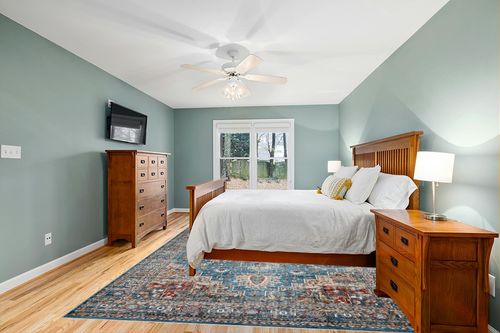 Area Rugs for Living Room: 9x12 Rug for Bedroom Machine Washable with Non Slip Backing Non Shedding, Boho Medallion Floral Large Carpet for Dining Room Nursery Home Office Blue/Red in Teal and Orange Wood Bedroom