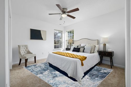 Area Rug Living Room Rugs: 5x7 Washable Rug with Anti-Slip Backing Non-Shedding Stain-Resistant Foldable Modern Abstract Carpet for Bedroom Dining Room Nursery Home Office (Blue) in White and Yellow Modern Bedroom