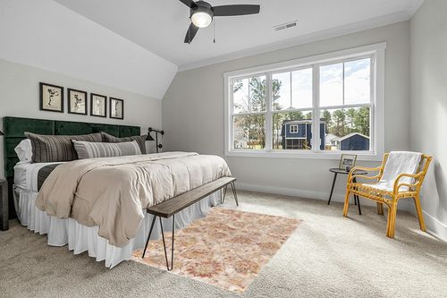 Allie Floral Handwoven Beige/Rust Area Rug Andover Mills Rug Size: Rectangle 5' x ... in Grey Traditional Bedroom with King Bed