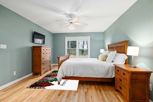 Merry Christmas Area Rug 5 x 8, Washable Bedroom Rug Non-Slip Kitchen Rugs Non Shedding Floor Cover Mat Runner Rug for Living Room Dining Room Outdoor Carpet Christmas Tree Buffalo Plaid Texture in Teal and Orange Wood Bedroom