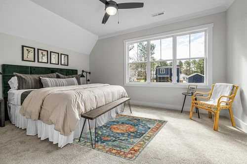 JOLENE.K Washable Rugs for Living Room 5x7 Area Rugs Boho Rug Non Slip Bedroom Decor Vintage Oriental Rug Indoor Rug Mat Stain Resistant Throw Rug Dining Home Office Nurery, Blue/Orange in Grey Traditional Bedroom with King Bed