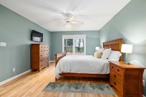 Christmas Tree 1 Piece Kitchen Runner Rug Non Skid Washable, Xmas Tree Winter Snowflake Grey Rustic Welcome Mat Low Profile Absorbent Doormat for Kitchen, Living Room, Entryway, 23.6" W x 70.9" L in Teal and Orange Wood Bedroom