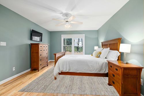 nuLOOM Rigo Hand Woven Farmhouse Jute Area Rug, 9x12, Grey in Teal and Orange Wood Bedroom