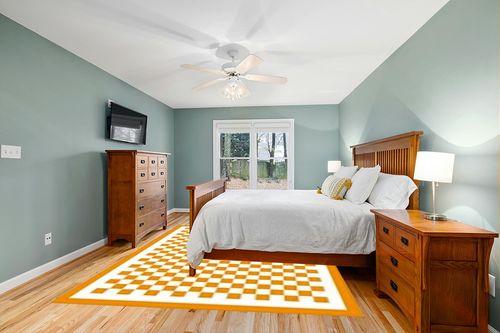 Washable 8x10 Checkered Area Rug for Living Room, Orange Checkerboard Modern Boho Large Rugs, Ultra Thin Low Pile Lightweight Indoor Carpet with Non-Slip Backing for Bedroom Kids Nursery Play Room in Teal and Orange Wood Bedroom