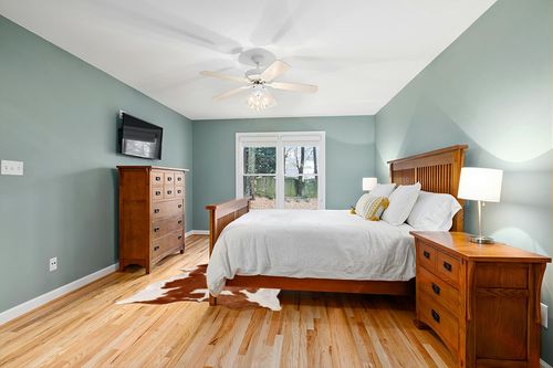 Brown and White Cowhide Rug Natural Cow Skin Cow Hide Leather Area Rug Hair On, 5 ft X 6 ft Premium Brown White Large in Teal and Orange Wood Bedroom