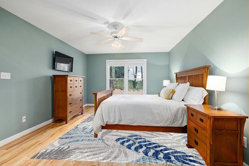 JONATHAN Y AMC100A-9 Tropics Palm Leaves Indoor Outdoor Area-Rug Bohemian Floral Easy-Cleaning High Traffic Bedroom Kitchen Backyard Patio Porch Non Shedding, 9 X 12, Gray/Blue in Teal and Orange Wood Bedroom