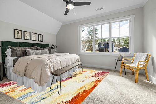 SAFAVIEH Metro Collection Modern Abstract Weathered Watercolor Area Rug, 9' 0" x 12' 0", Ivory/Yellow in Grey Traditional Bedroom with King Bed