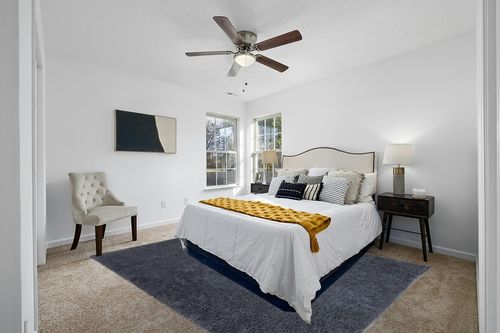 Super Soft Plush Large Rug in White and Yellow Modern Bedroom