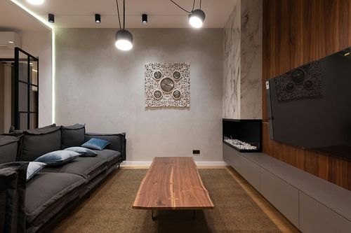 Rugs.com - Über Cozy Solid Shag Collection Rug – 9' x 12' Cloud Gray Shag Rug Perfect for Living Rooms, Large Dining Rooms, Open Floorplans in Dark Wood Living Room with Black Couch