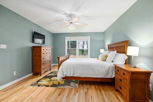 CAMILSON Solana Modern Floral 5x7 Area Rugs Non-Skid (Non-Slip) Rubber Backing Yellow - Brown Flowers Indoor Rug (5 x 7, Yellow Brown) in Teal and Orange Wood Bedroom